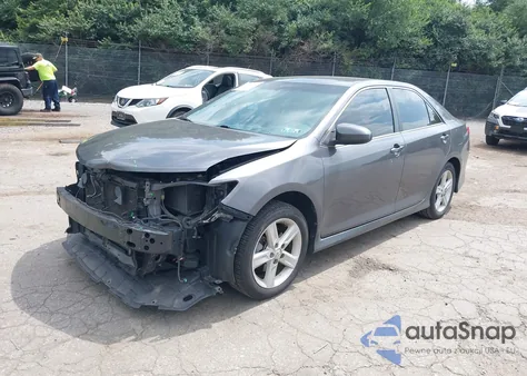 2014 Toyota Camry Se from USA, damaged, VIN 4T1BF1FK9EU810681